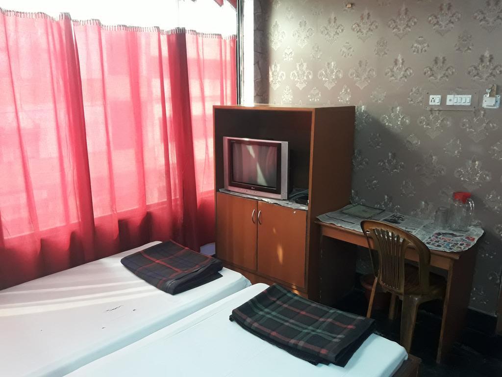 Hotel Marina Inn Дханбад Экстерьер фото